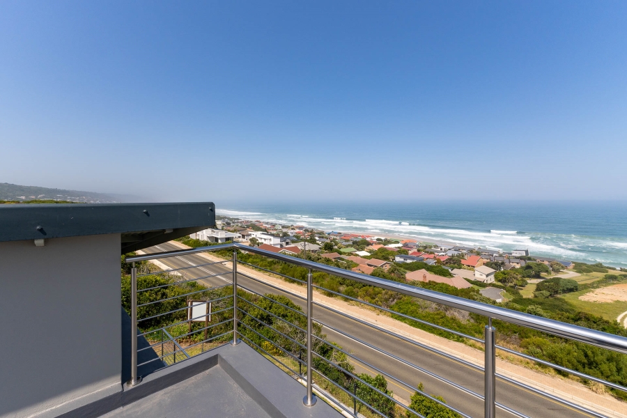 3 Bedroom Property for Sale in Pienaarstrand Western Cape